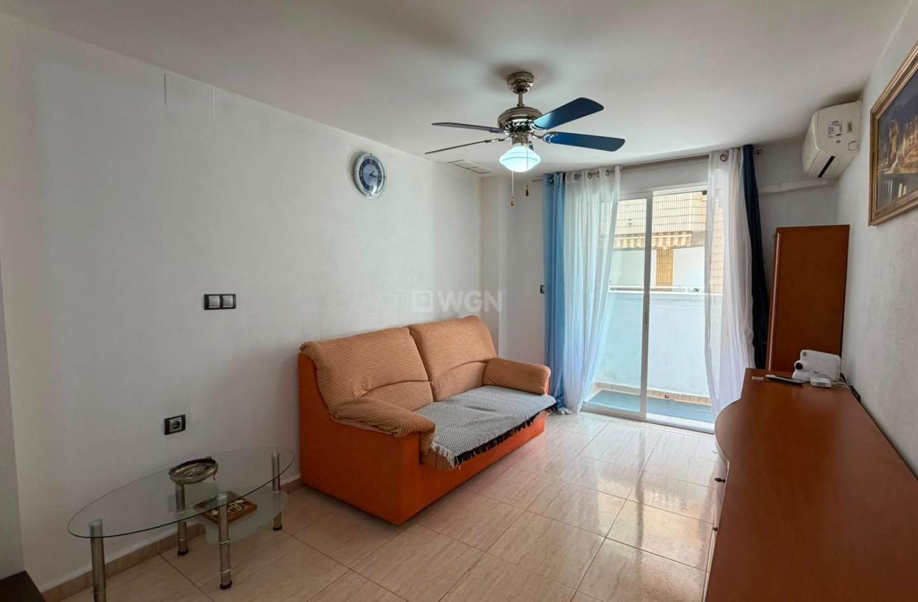 Resale - Apartment / flat - Torrevieja