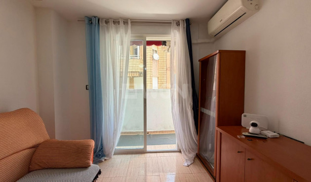 Resale - Apartment / flat - Torrevieja