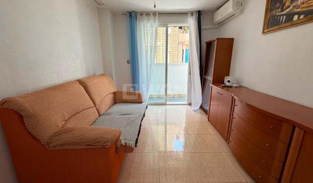 Resale - Apartment / flat - Torrevieja