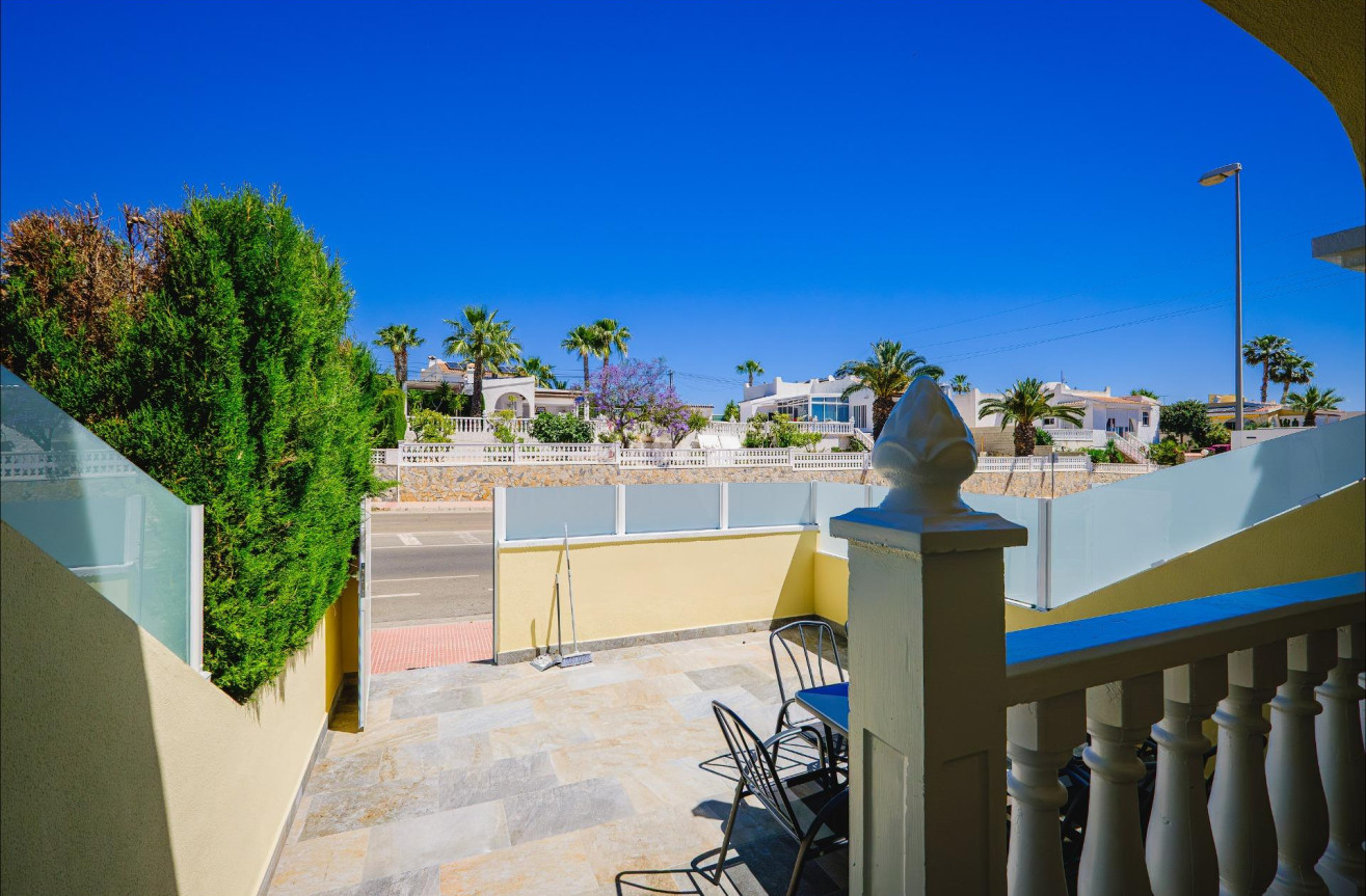 Odsprzedaż - Kamienica - Orihuela Costa - Las Filipinas