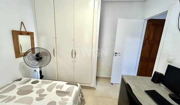 Odsprzedaż - Mieszkanie w bloku - Villamartin - Costa Blanca