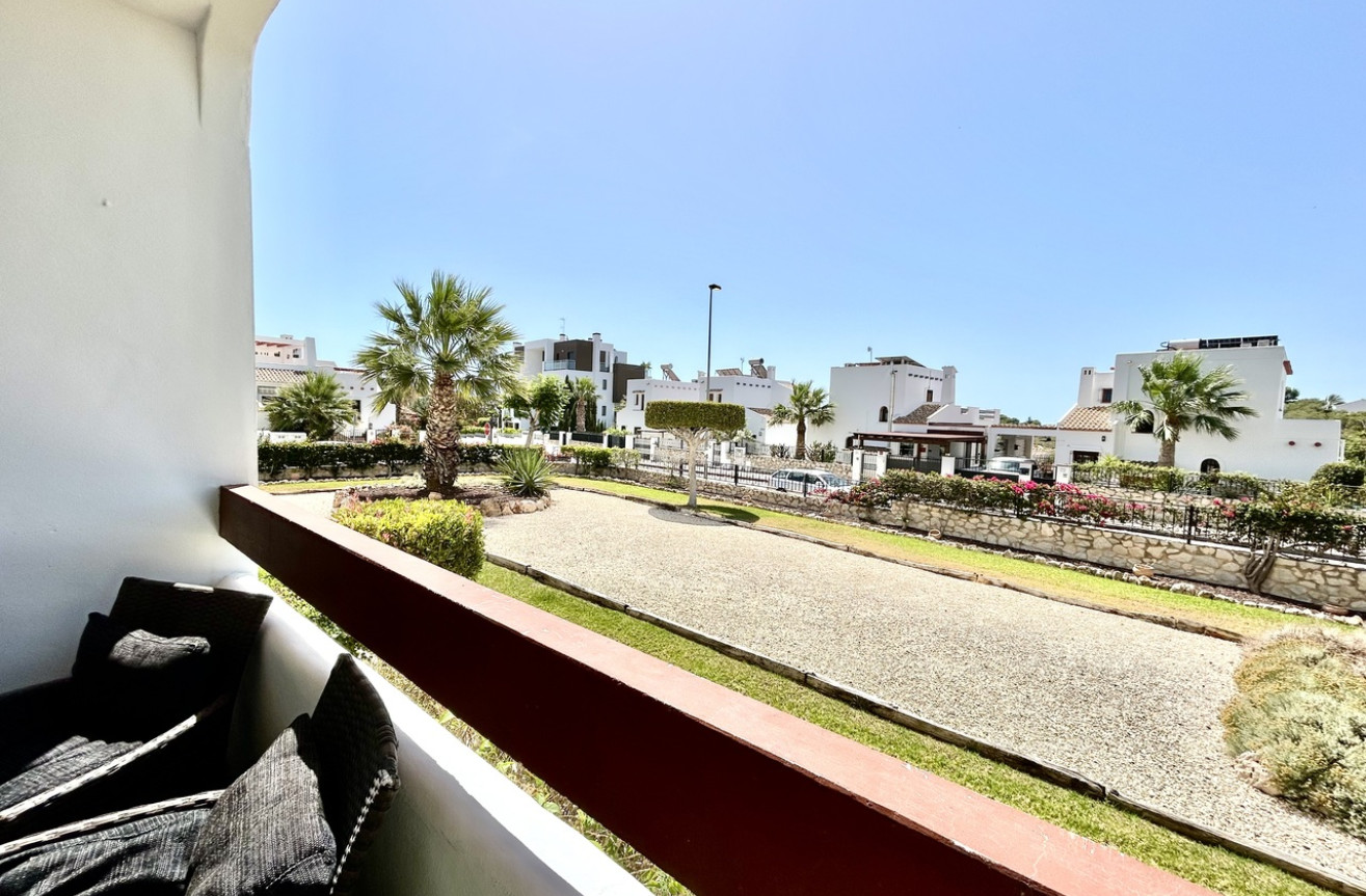 Odsprzedaż - Mieszkanie w bloku - Villamartin - Costa Blanca