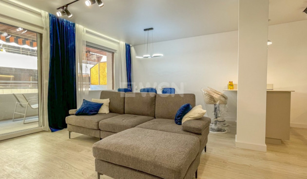 Odsprzedaż - Mieszkanie w bloku - Torrevieja - Costa Blanca