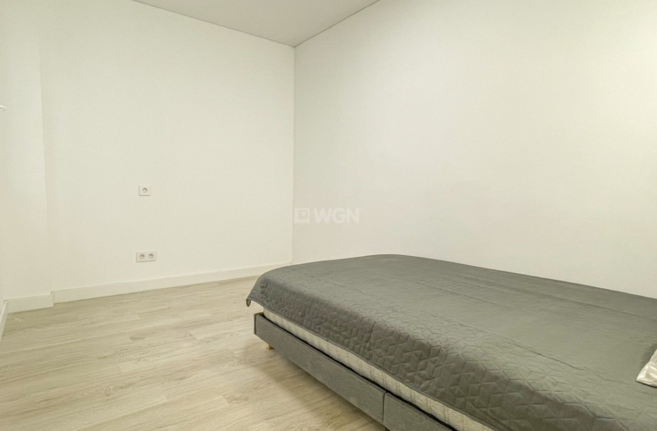 Odsprzedaż - Mieszkanie w bloku - Torrevieja - Costa Blanca