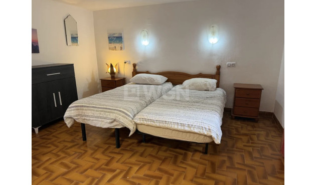 Odsprzedaż - Villa - Balcon al Mar