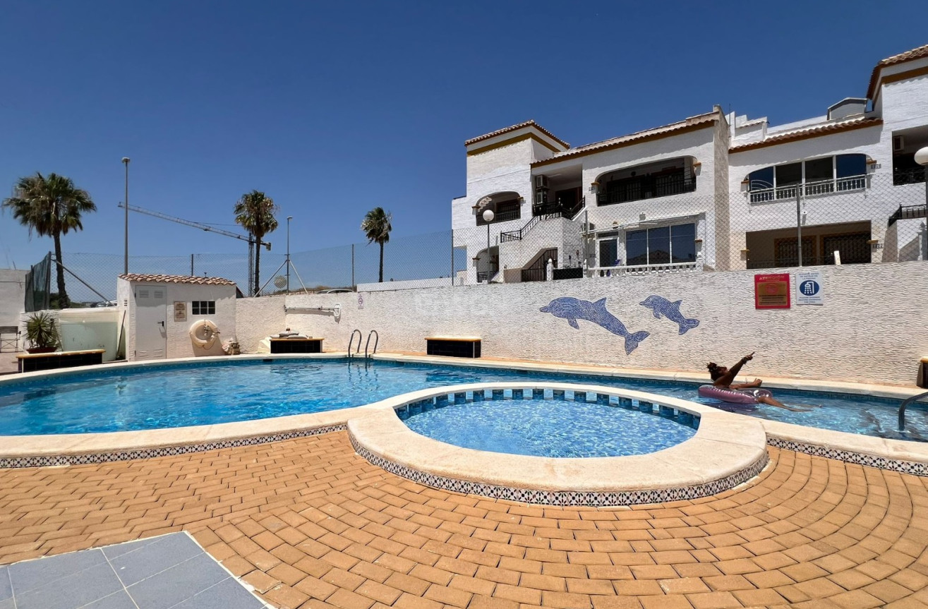 Resale - Apartment / flat - Orihuela - Inland