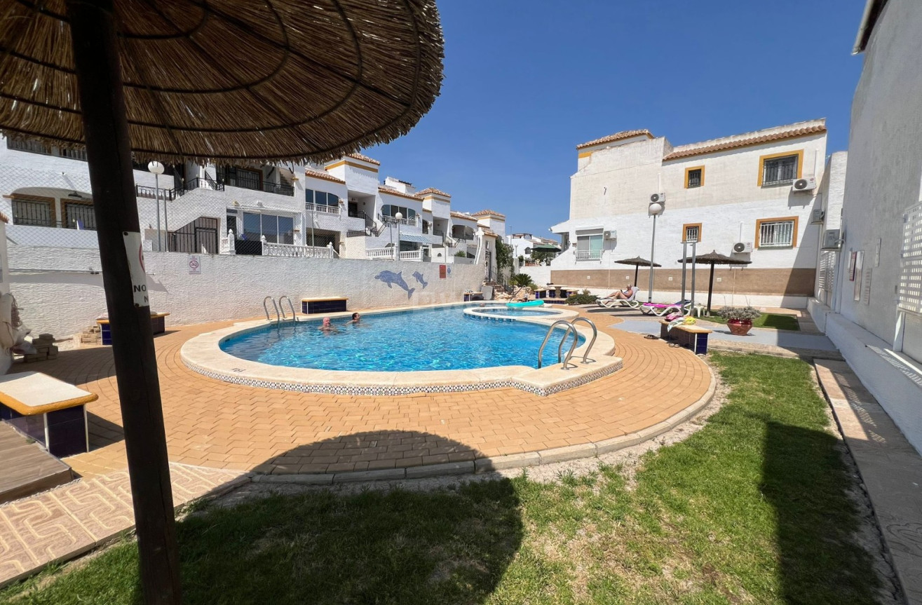 Resale - Apartment / flat - Orihuela - Inland