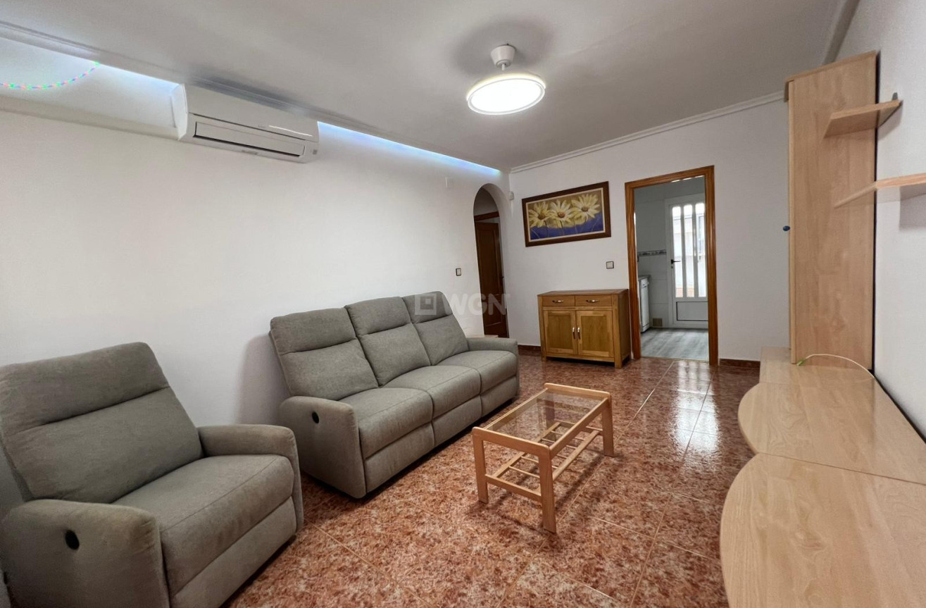 Resale - Apartment / flat - Orihuela - Inland