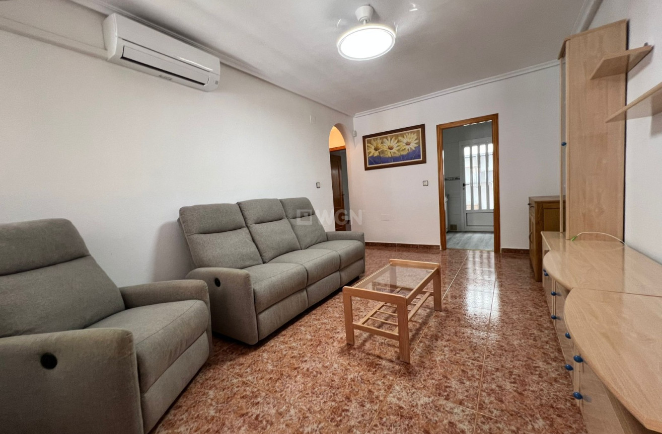 Resale - Apartment / flat - Orihuela - Inland