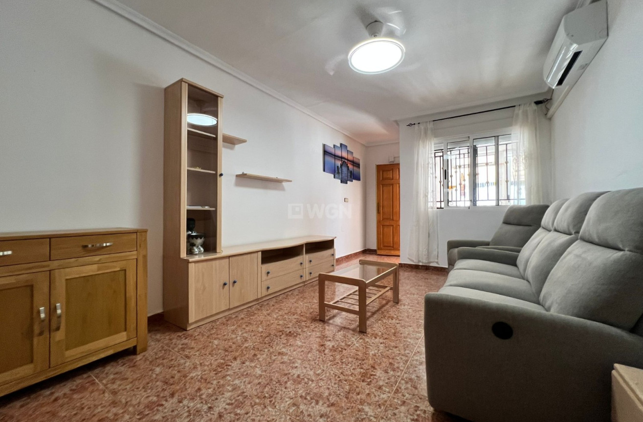 Resale - Apartment / flat - Orihuela - Inland
