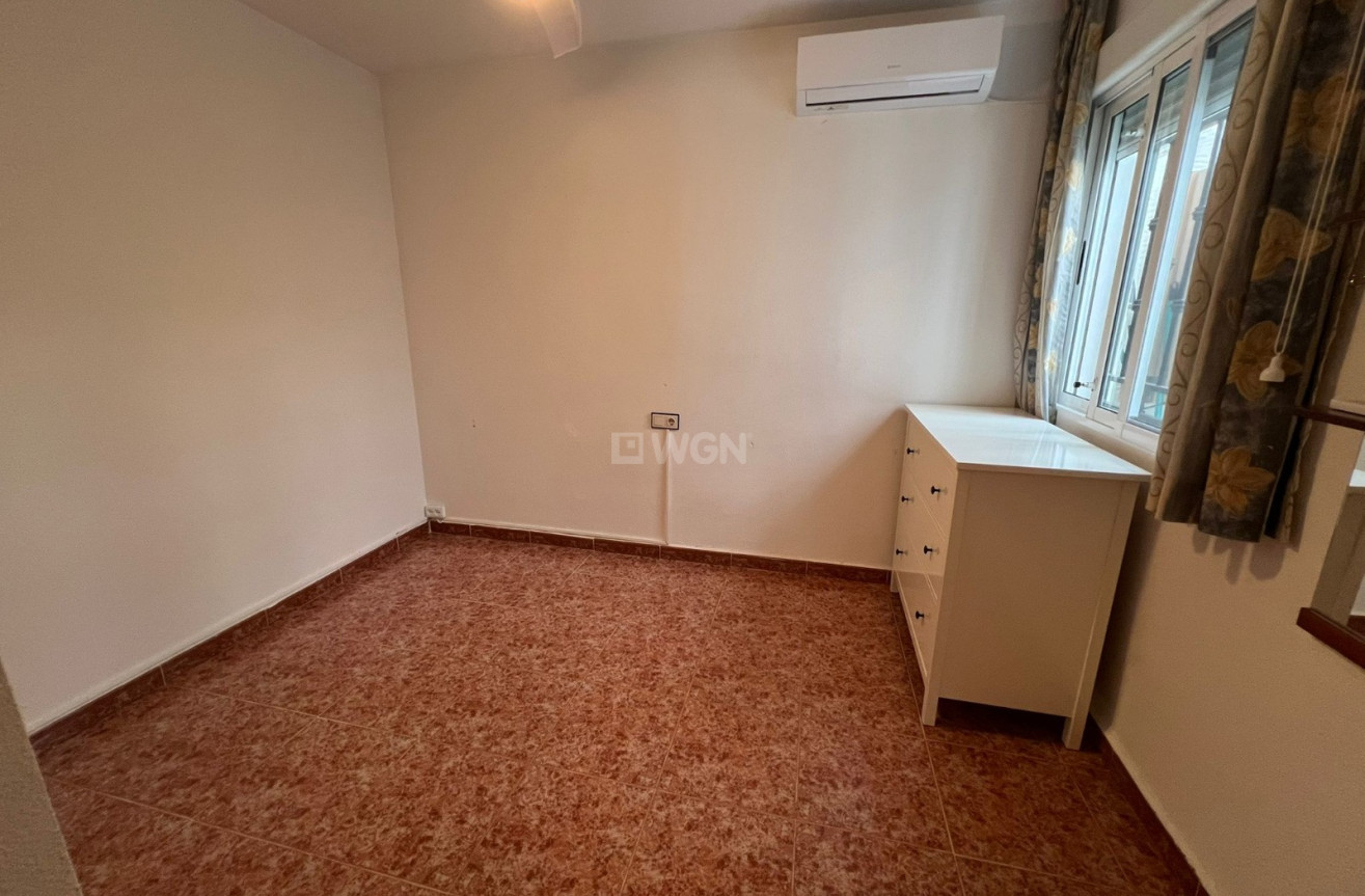 Resale - Apartment / flat - Orihuela - Inland