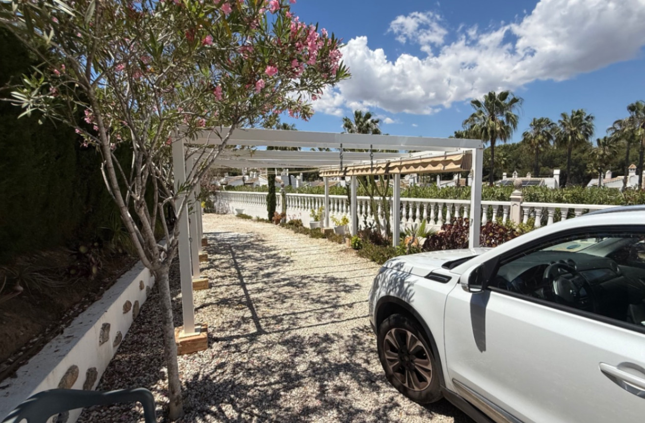 Odsprzedaż - Villa - Orihuela - Inland