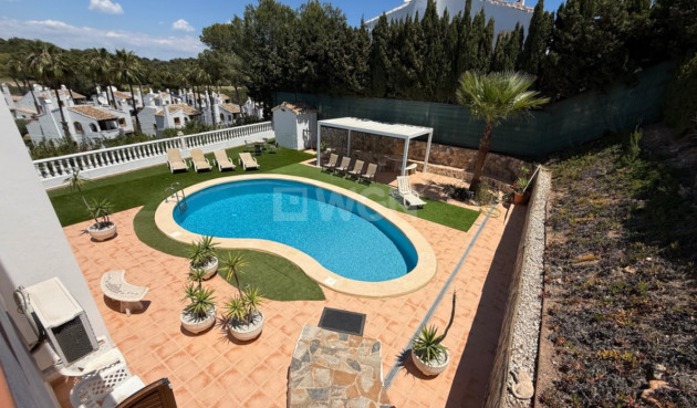 Odsprzedaż - Villa - Orihuela - Inland