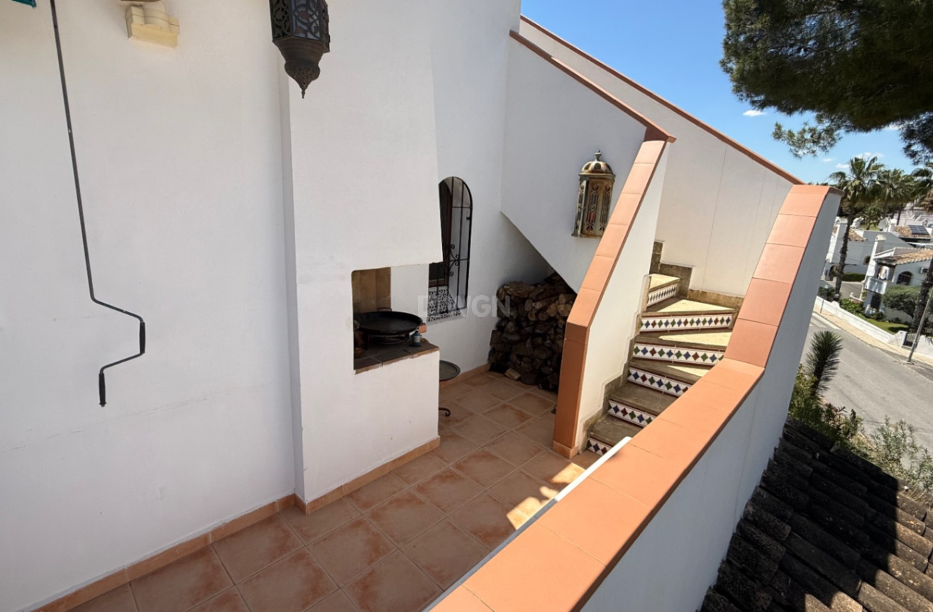 Odsprzedaż - Villa - Orihuela - Inland
