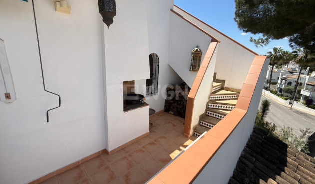 Odsprzedaż - Villa - Orihuela - Inland