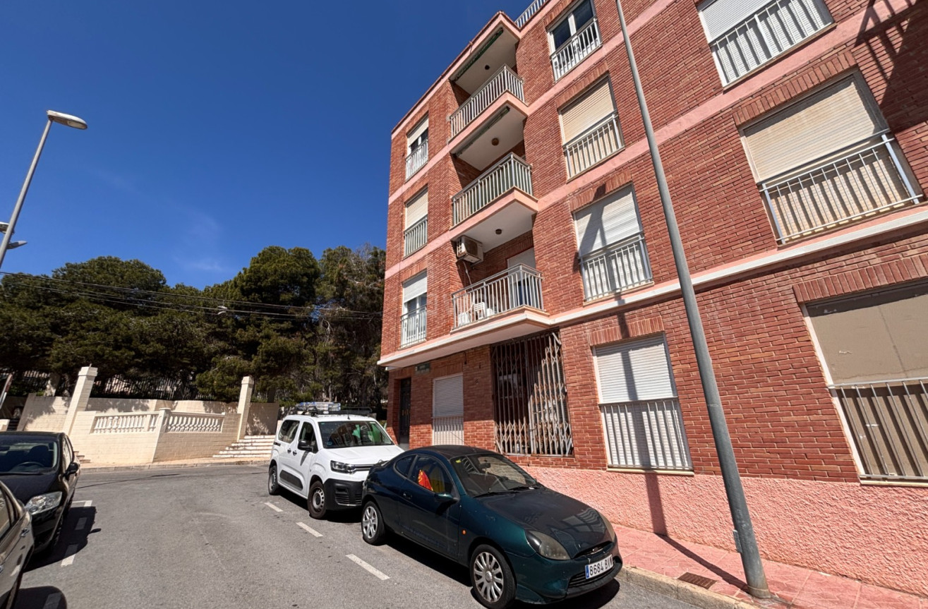 Odsprzedaż - Mieszkanie w bloku - Guardamar del Segura - Costa Blanca