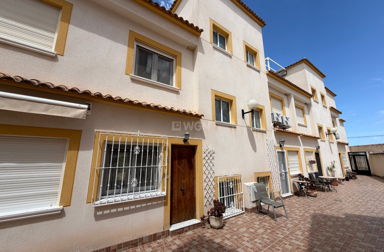 Odsprzedaż - Kamienica - Torremendo - Costa Blanca