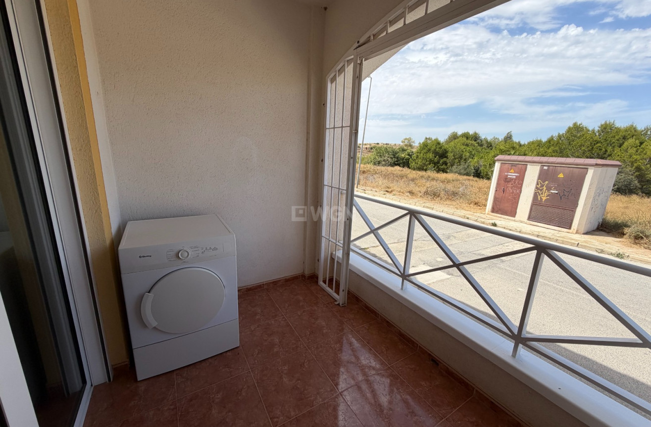 Odsprzedaż - Kamienica - Torremendo - Costa Blanca