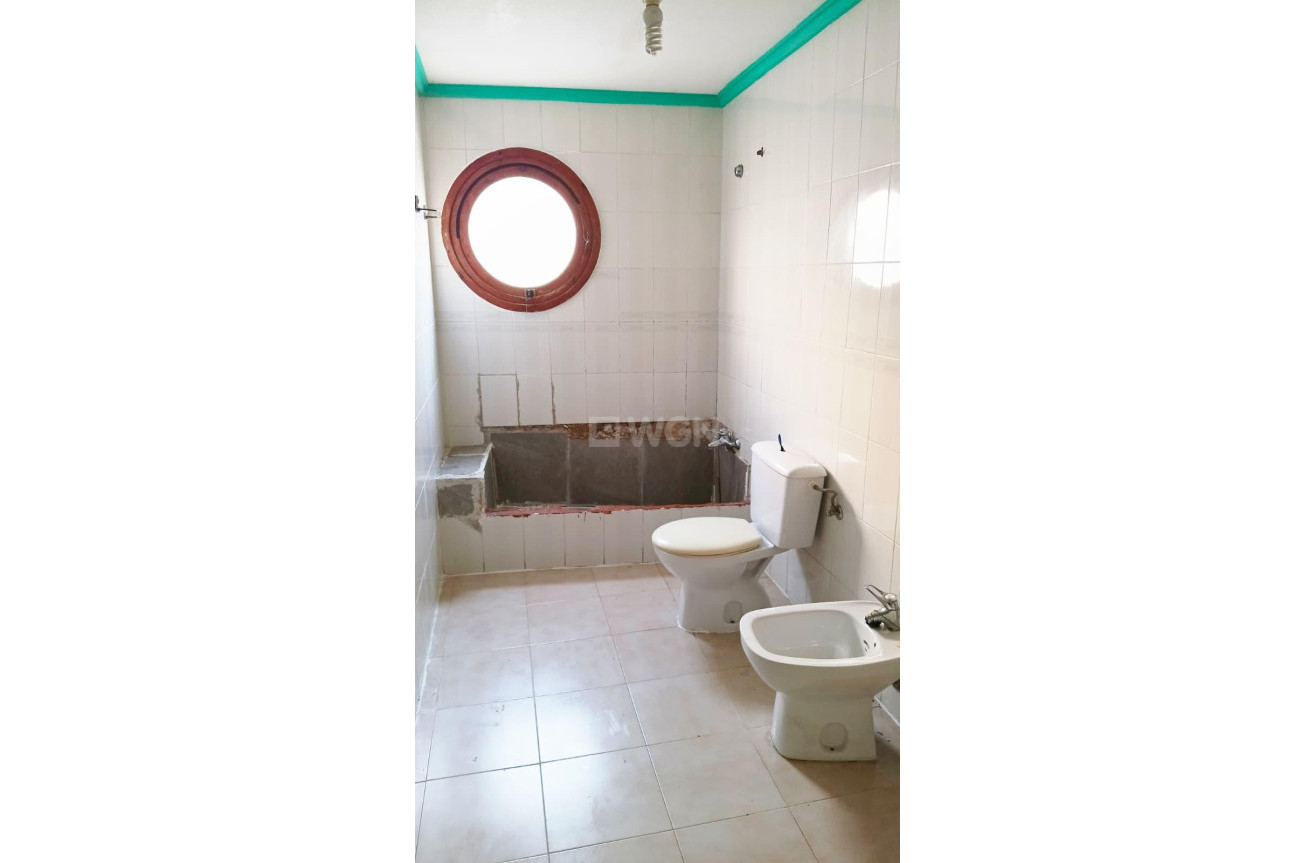 Wiederverkauf - Wohnung - Torrevieja - Centro