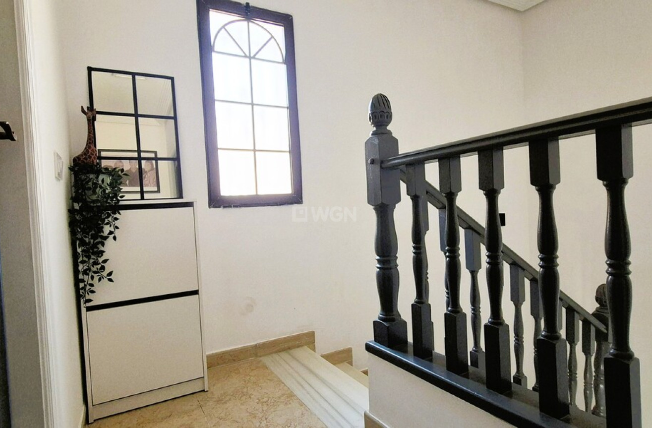 Odsprzedaż - Villa - Blue Lagoon - Costa Blanca