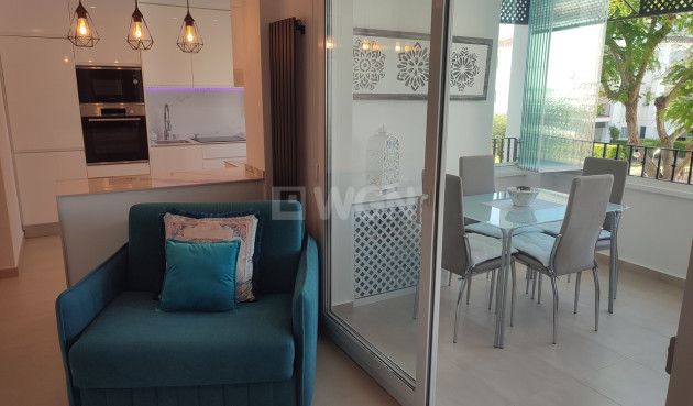 Odsprzedaż - Mieszkanie w bloku - Hacienda Riquelme Golf Resort - Inland