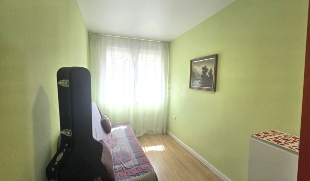 Odsprzedaż - Mieszkanie w bloku - Torrevieja - Playa del Cura