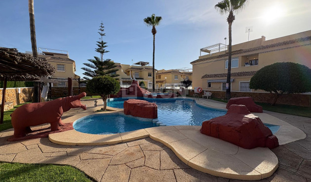 Odsprzedaż - Mieszkanie w bloku - Orihuela Costa - Costa Blanca