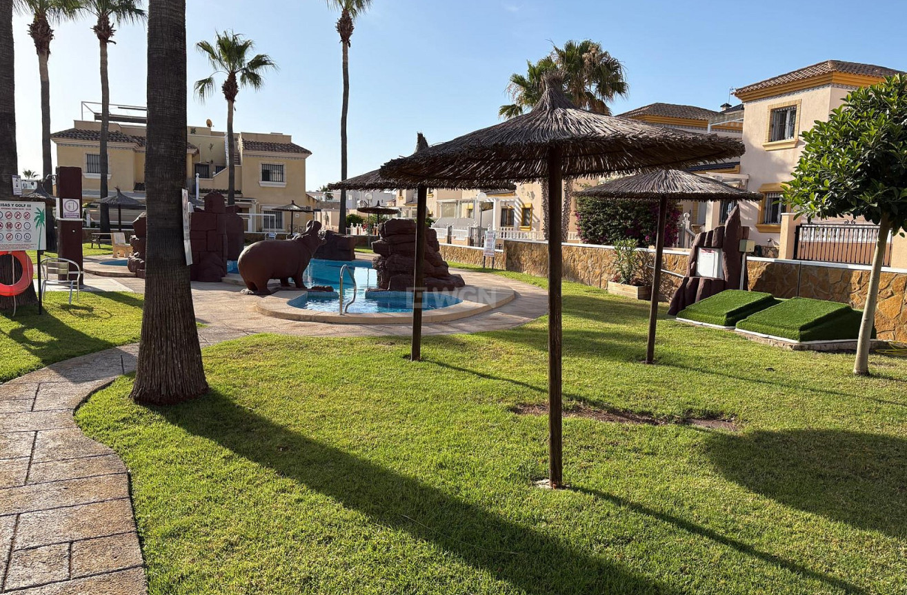 Odsprzedaż - Mieszkanie w bloku - Orihuela Costa - Costa Blanca