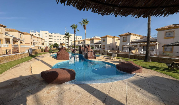 Odsprzedaż - Mieszkanie w bloku - Orihuela Costa - Costa Blanca