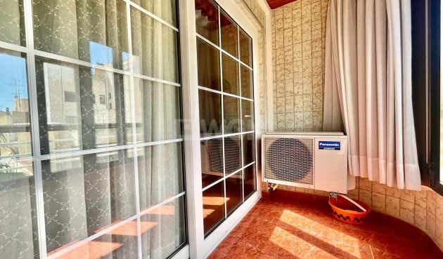Wiederverkauf - Wohnung - Torrevieja - Centro