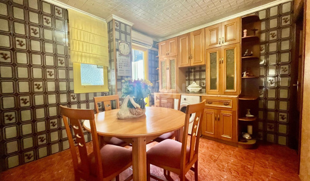 Wiederverkauf - Wohnung - Torrevieja - Centro
