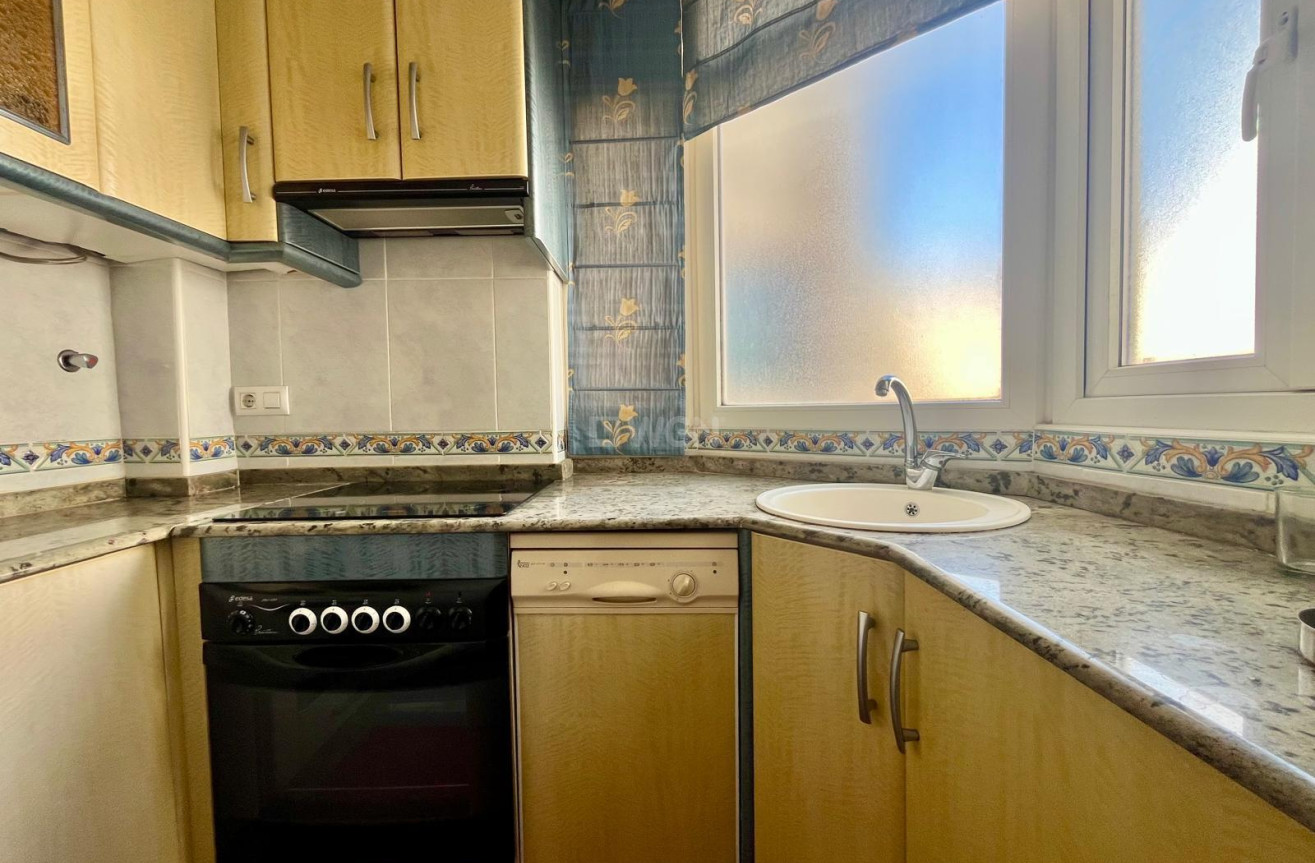 Wiederverkauf - Wohnung - Torrevieja - Centro