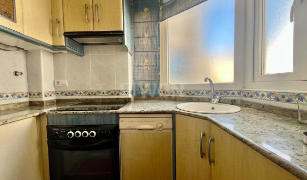 Wiederverkauf - Wohnung - Torrevieja - Centro