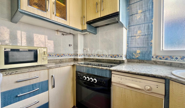 Wiederverkauf - Wohnung - Torrevieja - Centro