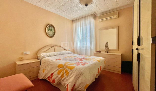 Wiederverkauf - Wohnung - Torrevieja - Centro