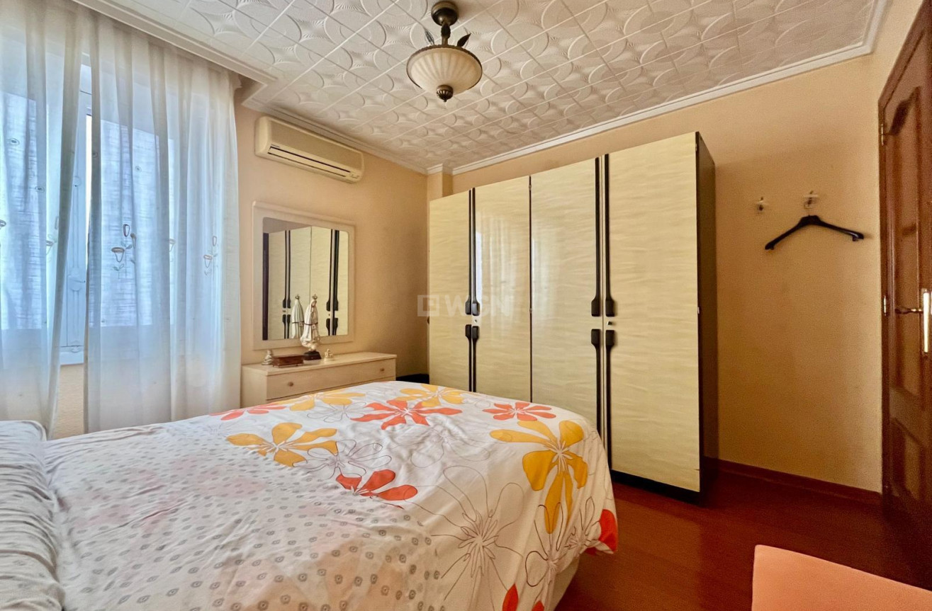 Wiederverkauf - Wohnung - Torrevieja - Centro