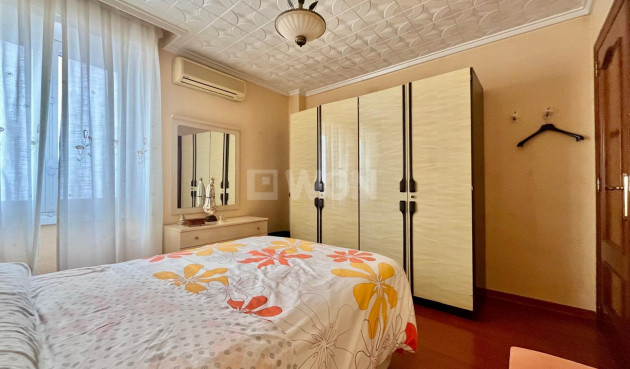 Wiederverkauf - Wohnung - Torrevieja - Centro