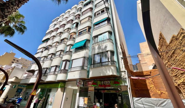 Wiederverkauf - Wohnung - Torrevieja - Centro