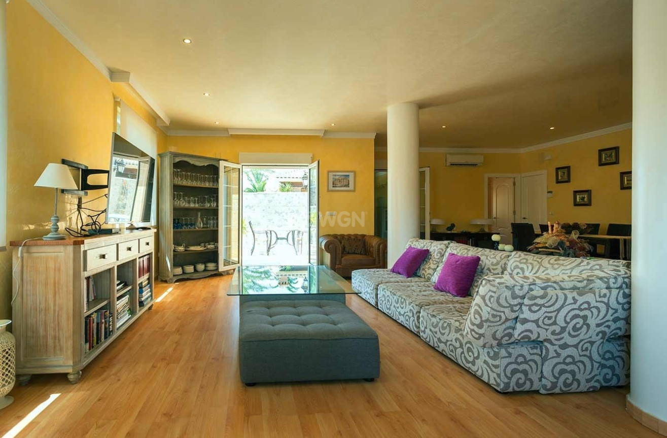 Odsprzedaż - Villa - Orihuela Costa - Costa Blanca