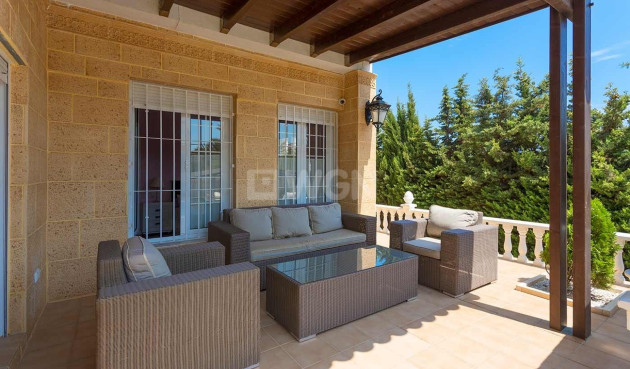 Odsprzedaż - Villa - Orihuela Costa - Costa Blanca