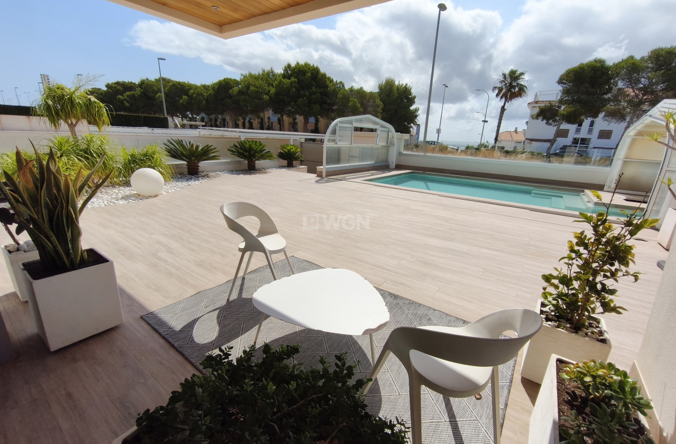 Odsprzedaż - Villa - Orihuela Costa - Costa Blanca