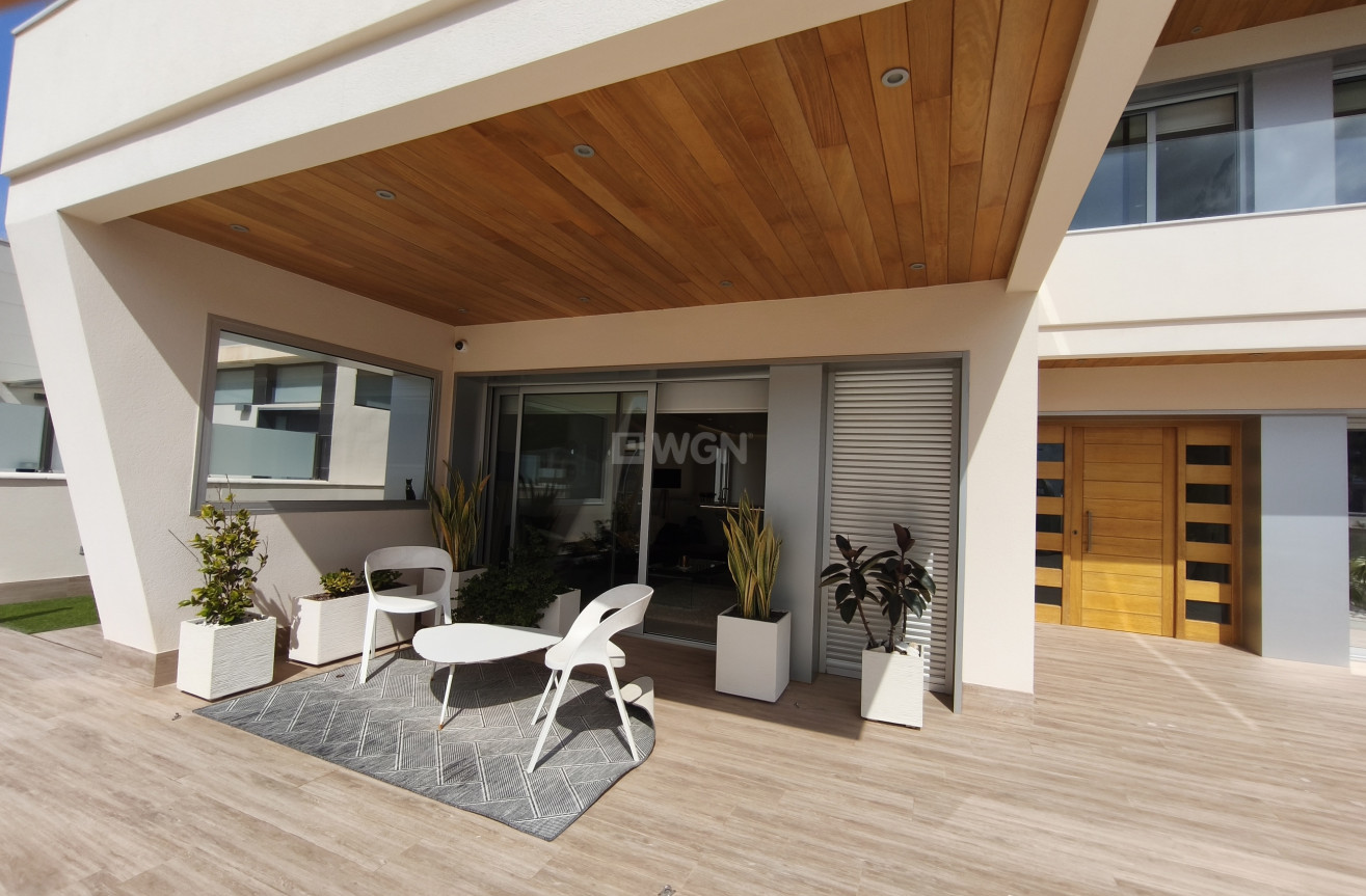 Odsprzedaż - Villa - Orihuela Costa - Costa Blanca