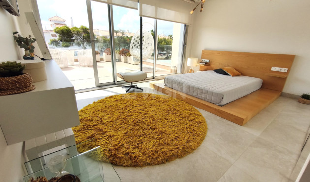 Odsprzedaż - Villa - Orihuela Costa - Costa Blanca
