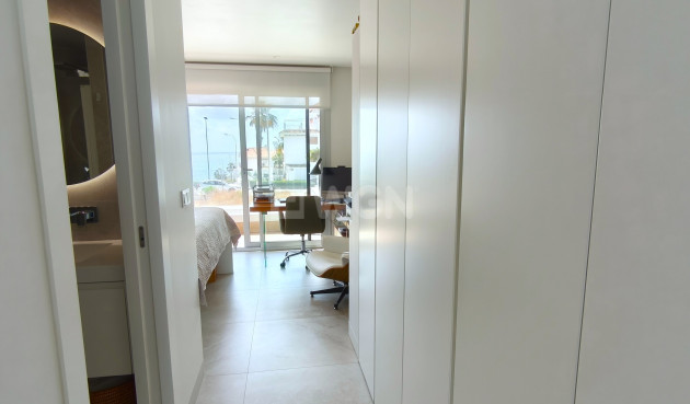 Odsprzedaż - Villa - Orihuela Costa - Costa Blanca