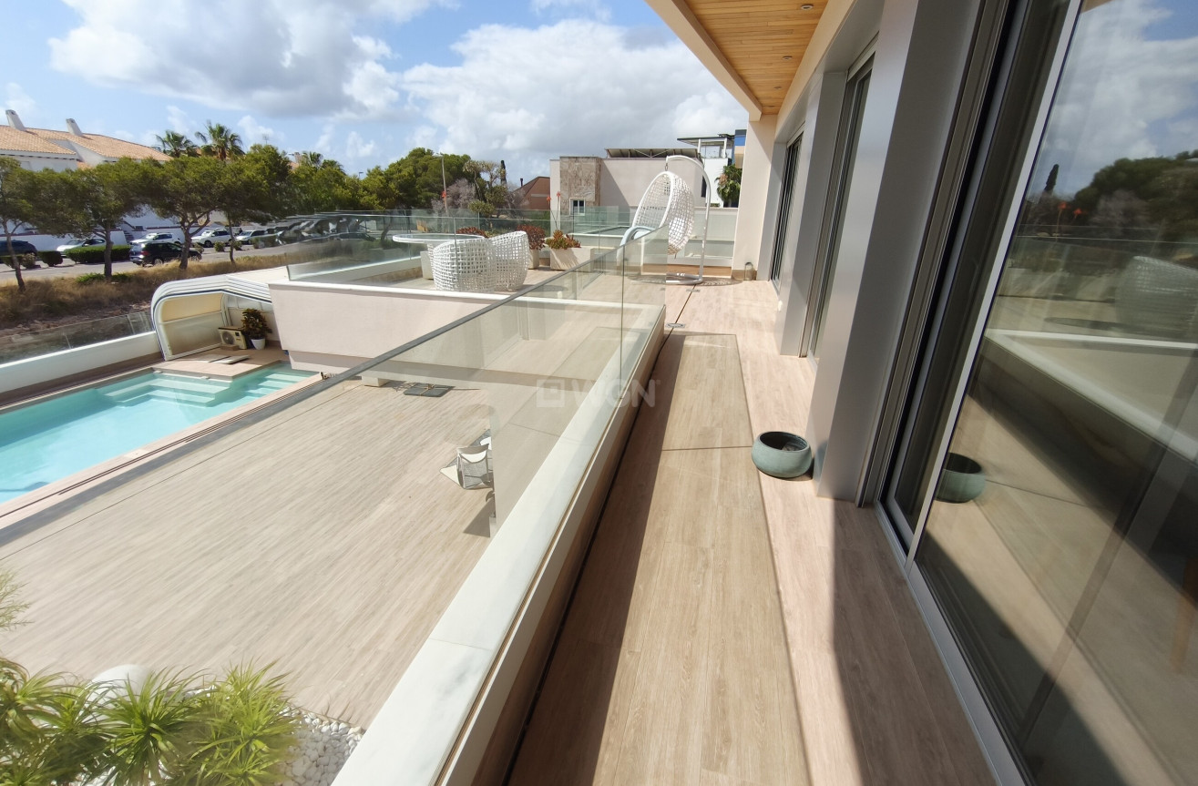 Odsprzedaż - Villa - Orihuela Costa - Costa Blanca