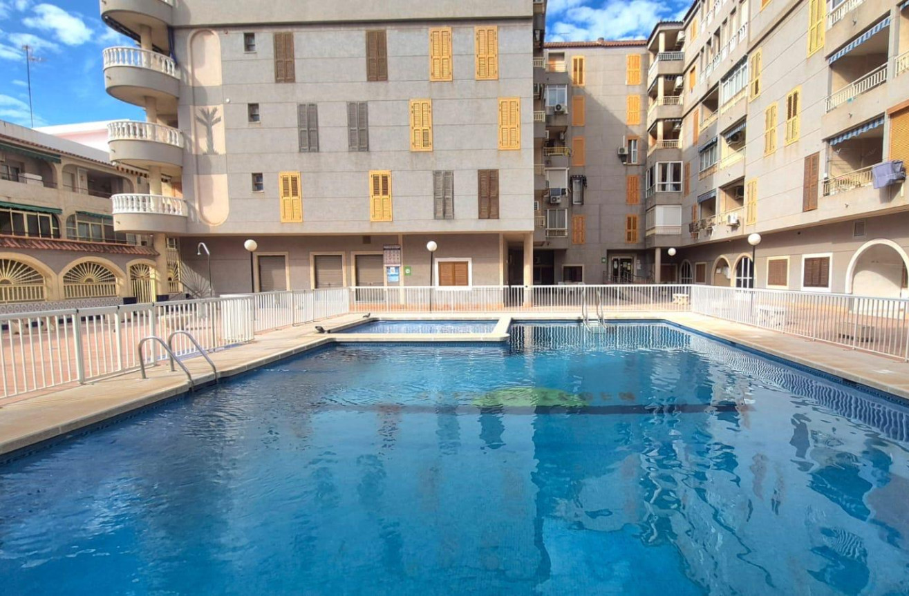 Wiederverkauf - Wohnung - Torrevieja - Acequion