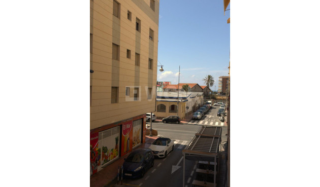 Odsprzedaż - Mieszkanie w bloku - Torrevieja - Curva Del Palangre