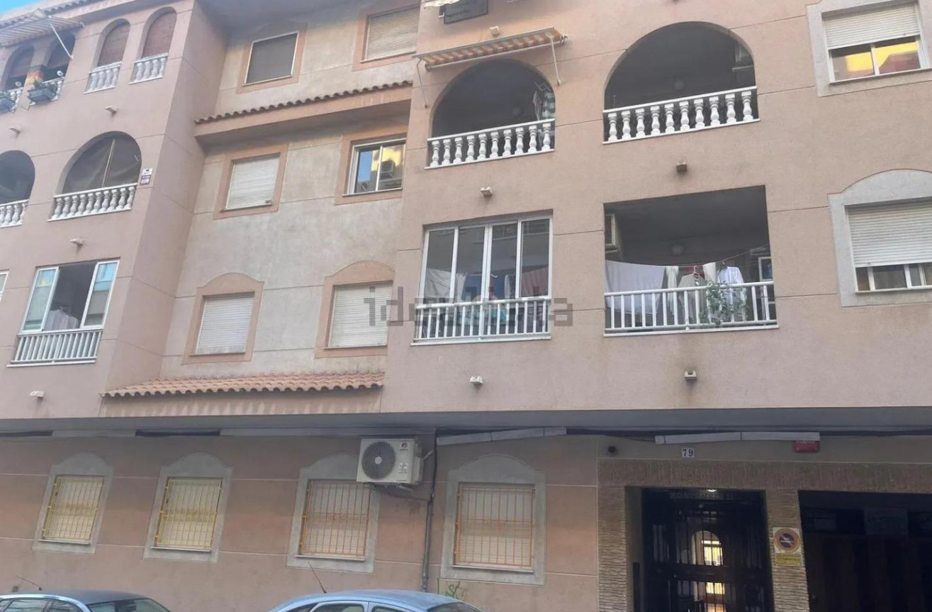 Odsprzedaż - Daszek - Torrevieja - El Molino