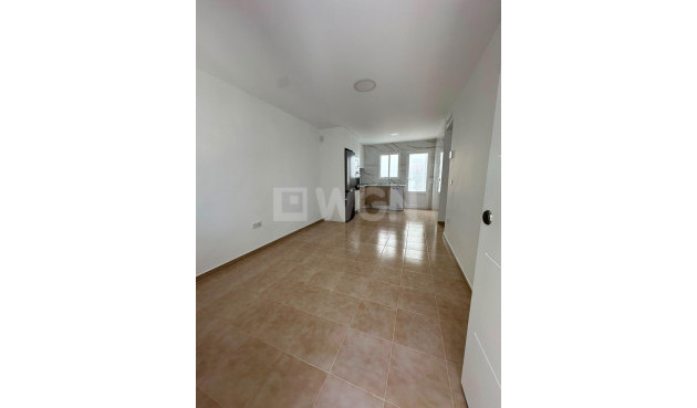 Resale - Bungalow - Torrevieja - La Siesta - El Salado - Torreta