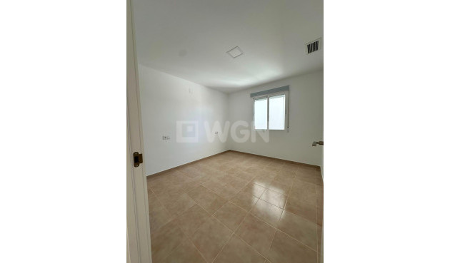 Resale - Bungalow - Torrevieja - La Siesta - El Salado - Torreta